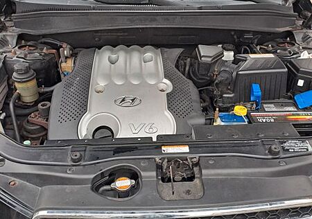 Hyundai Santa Fe 2.7 V6 GLS 2WD GLS