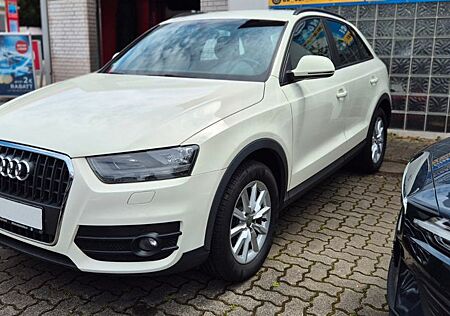 Audi Q3 2.0 TFSI quattro/BOSE/