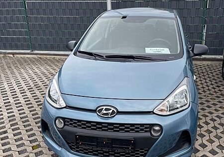 Hyundai i10 Trend | Nur 29.000 km | Navi & CarPlay | TÜV