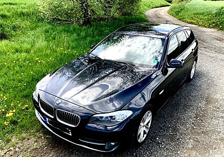 BMW 530d xDrive Touring -