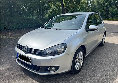 VW Golf Volkswagen 1.4 TSI Highline Top Zustand TÜV NEU 8 Reif