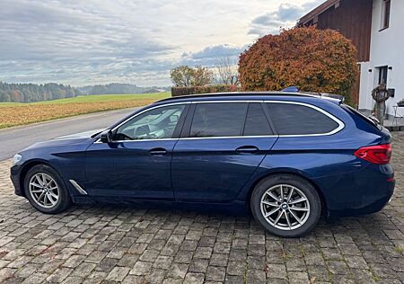 BMW 520d xDrive Touring A -