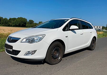 Opel Astra Sports Tourer 1.4 T Design Edition 88k...