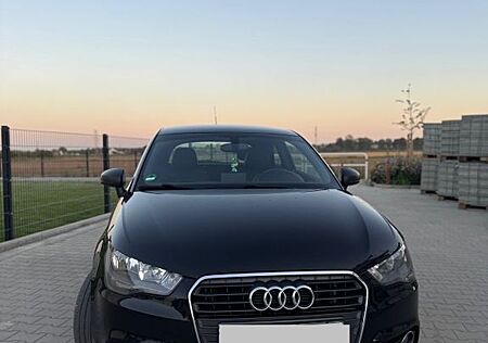 Audi A1 1.6 TDI 66kW S line