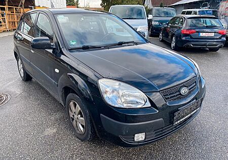 Kia Rio 1.4 / Tüv /Basis