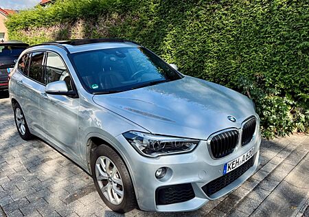 BMW X1 xDrive20d M Sport Pano, Head-up, Led