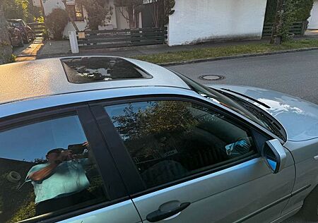 BMW 318i -