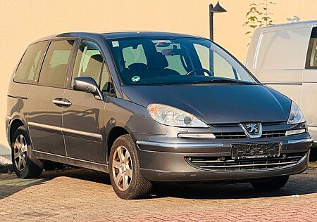 Peugeot 807 Tendance 7 Sitzer