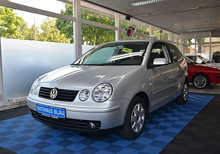 VW Polo Volkswagen 9N *AUTOMATIK*KLIMAAUTO*SITZHZG*100TKM!*