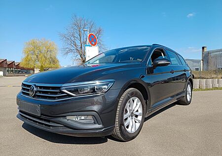 VW Passat Variant Volkswagen Business DSG