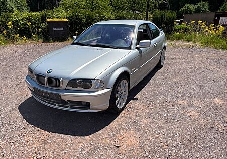 BMW 320Ci -