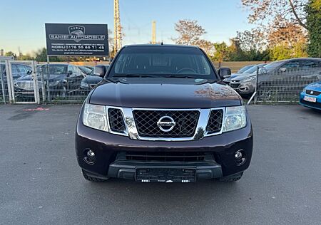 Nissan Navara Pickup Double Cab SE 4x4 LB