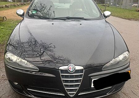 Alfa Romeo 147 1.6 16V TS Distinctive Distinctive