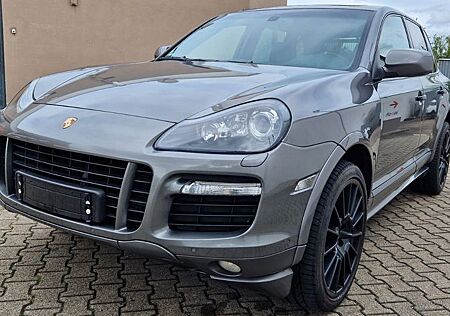 Porsche Cayenne GTS *Panoramadach*Scheckheft*21 Zoll