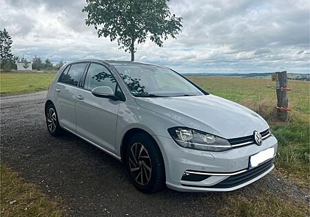 VW Golf Volkswagen 1.0 TSI Join Join