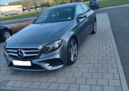 Mercedes-Benz E 220 d Autom. -