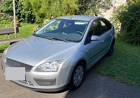 Ford Focus 1,6 Ambiente Ambiente