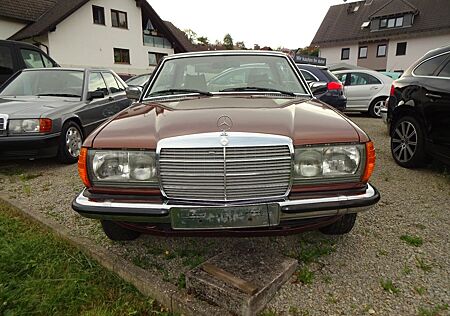 Mercedes-Benz 280 CE