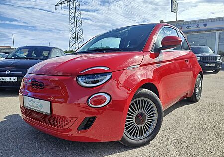 Fiat 500E RED, SHZ, Navi, Magic Eye LED