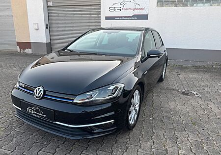 VW Golf Volkswagen VII Lim. Highline BlueMotion *LED*PDC*SHZ*