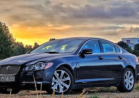 Jaguar XF 3.0D-S V6 TÜV neu 600Nm 275PS Premium Luxury