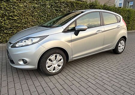 Ford Fiesta 1,25 5-Türer Klima Reifen+Bremsen+TÜV NEU