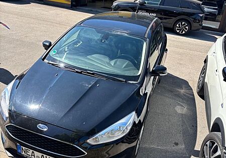 Ford Focus 1,0 EcoBoost 92kW Business Turnier Bus...
