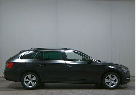 Skoda Superb 1.6 TDI SCR DSG AMBITION Combi AMBITION