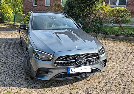 Mercedes-Benz E 300 de 4MATIC T Autom. -