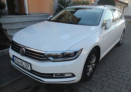 VW Passat Variant Volkswagen 2.0 TDI SCR DSG Comfortline V...