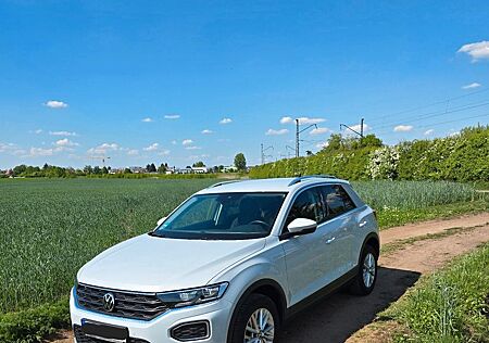 VW T-Roc Volkswagen 1.5 TSI DSG ACTIVE