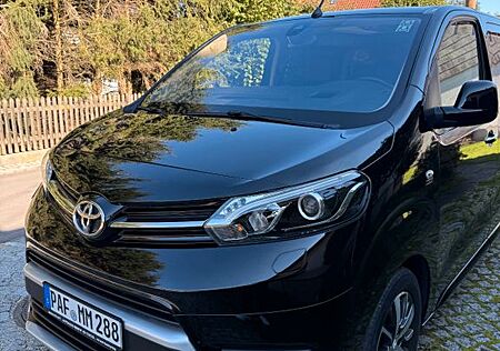Toyota Pro Ace Proace (Verso) 1,5-l-D-4D 177PS/130KW Executive
