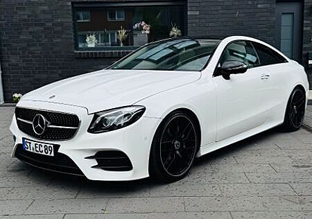 Mercedes-Benz E 350 d 4MATIC AMG Pano Burmester Junge Sterne