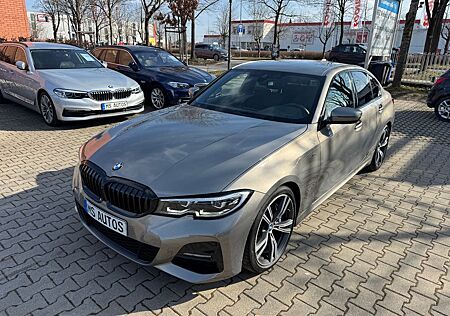 BMW 330 i M Sport*Kamera*Lenkradheizung*HIFI*AHK