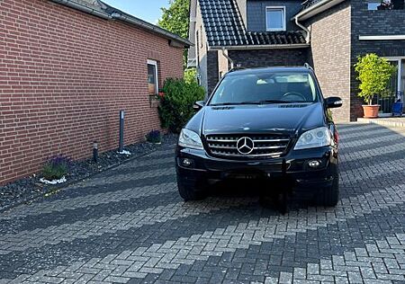 Mercedes-Benz ML 320 CDI 4MATIC -