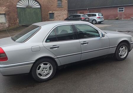 Mercedes-Benz C 180 ELEGANCE Elegance