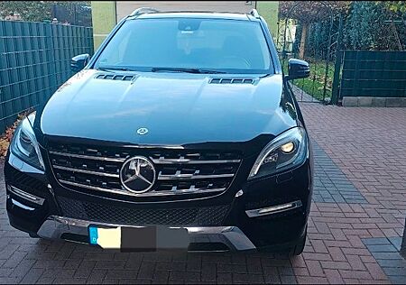Mercedes-Benz ML 350 BlueTEC 4MATIC - Sportpacket