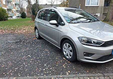 VW Golf Sportsvan Volkswagen 1.6 TDI Comfortline BlueMotio...