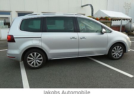 VW Sharan Volkswagen 2.0 TDI DSG 7Sitzer Navi Leder Pano Xenon