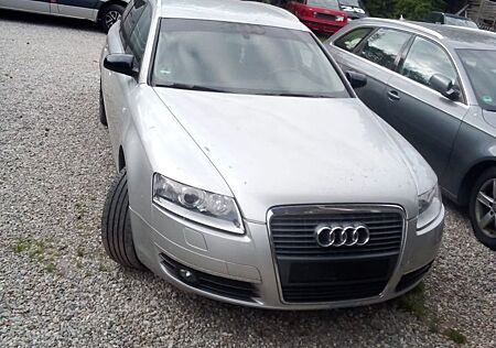 Audi A6 2.4 multitronic Avant -Ohne TÜV