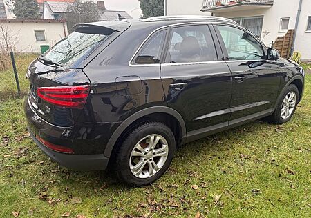 Audi Q3 2.0 TDI 130kW S tronic quattro -