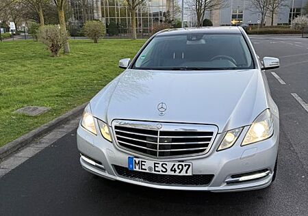 Mercedes-Benz E 350 CDI BlueEFFICIENCY ELEGANCE ELEGANCE