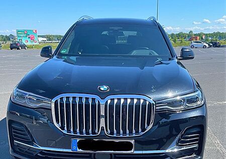 BMW X7 xDrive40i -