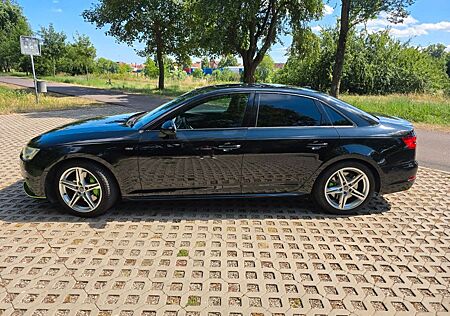 Audi A4 S-line 2.0 TFSI quattro