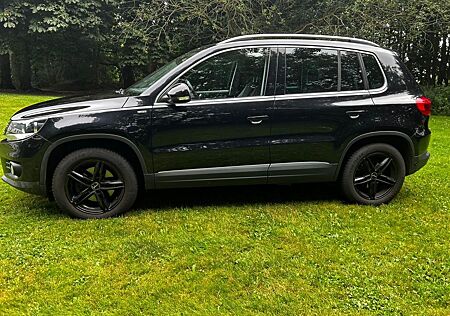 VW Tiguan Volkswagen 2.0 TDI 81kW BlueMotion Technology LI...