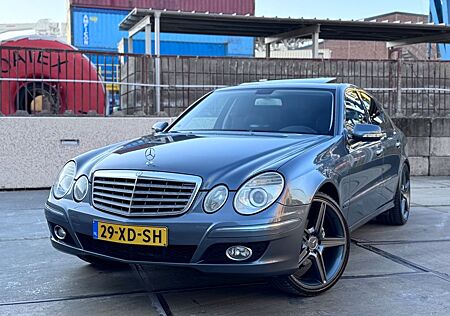 Mercedes-Benz 280 E280 V6 AMG 7G-tronic Pano!!