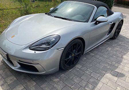 Porsche 718 Boxster
