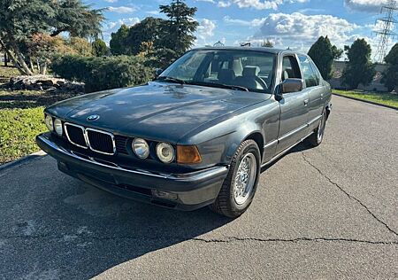 BMW 750