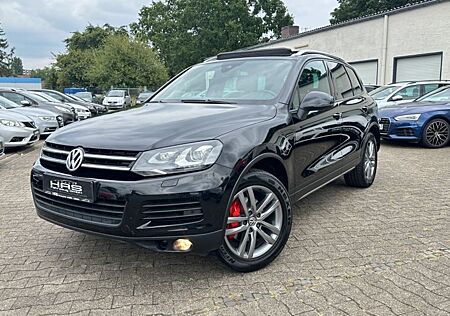 VW Touareg Volkswagen 3.0 TDI V6 TDI /PANO/LEDER/ALU/CAM