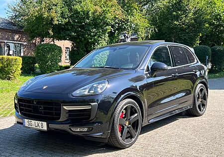 Porsche Cayenne GTS Burmester Alcantara Carbon Classic